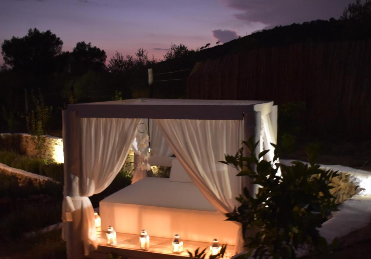 Domo Suites Masia Cal Geperut バダロナ エクステリア 写真