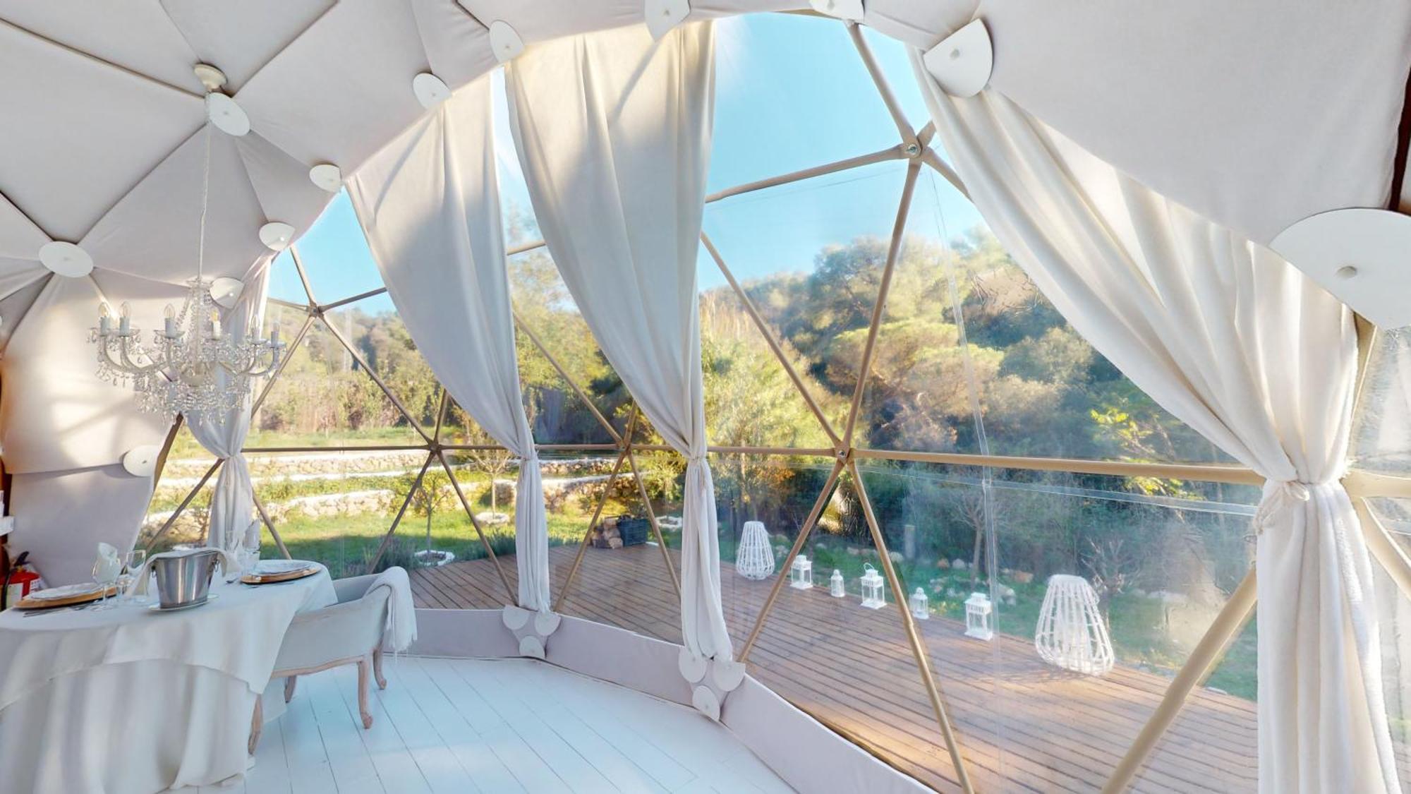 Domo Suites Masia Cal Geperut バダロナ エクステリア 写真