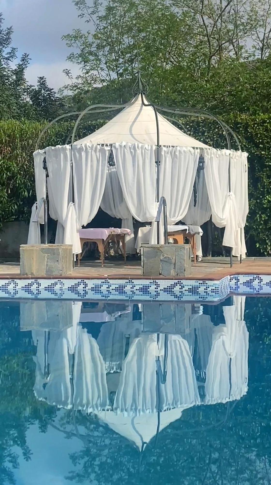 Domo Suites Masia Cal Geperut バダロナ エクステリア 写真